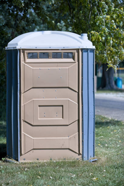 Best Portable restroom trailer rental  in Kimberling City, MO