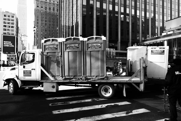 Best Luxury portable toilet rental  in Kimberling City, MO